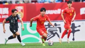 乐部正对